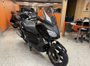 Yamaha - X-MAX 125 (2010->)