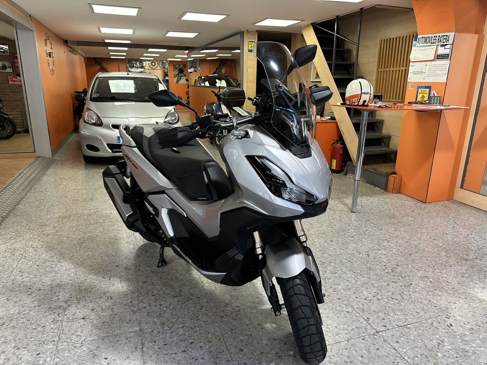 Honda ADV 350 ADV 350 foto 2