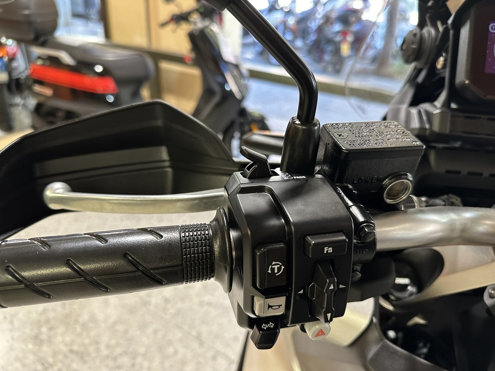 Honda ADV 350 ADV 350 foto 20