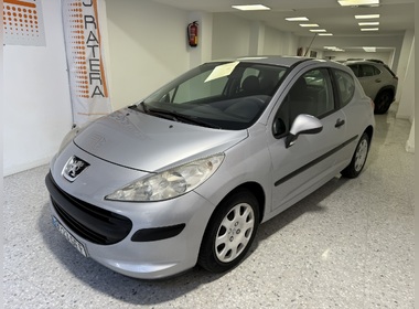 Peugeot - 207