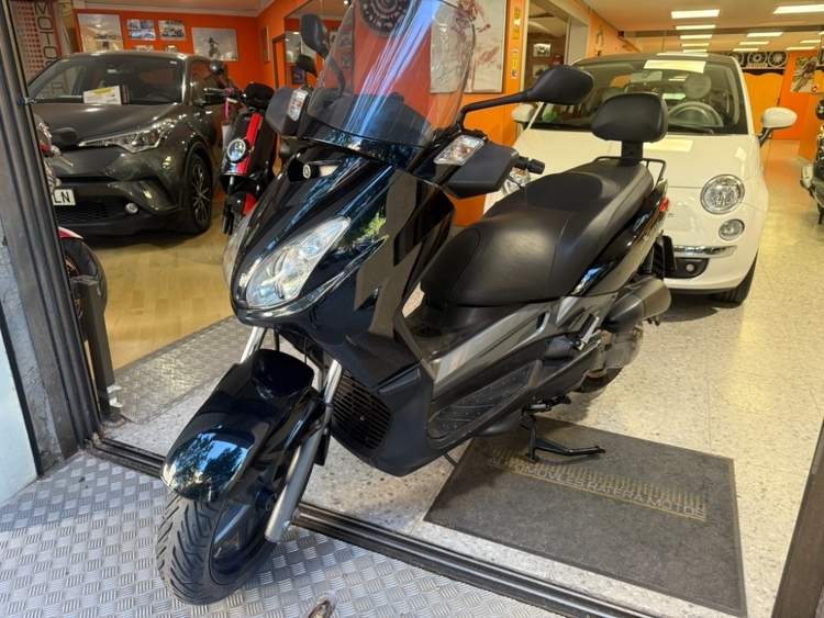 Yamaha X-Max 125 125 foto miniatura