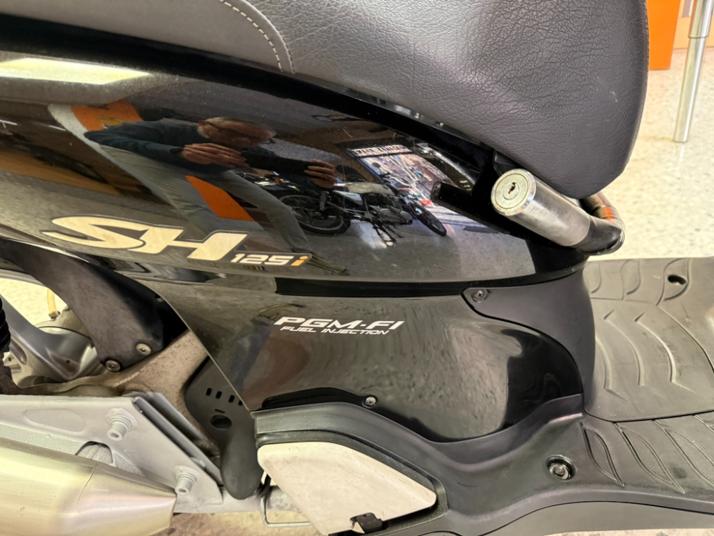 Honda FES 125/SH 125/Dylan 12 SH 125 i (JF14) foto 18