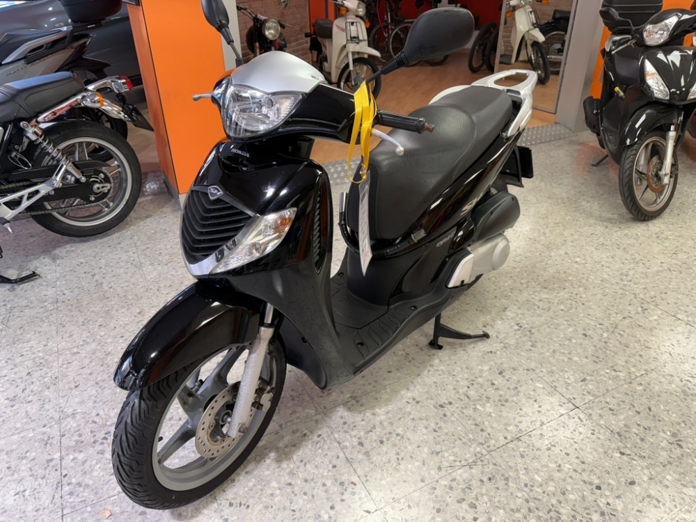 Honda FES 125/SH 125/Dylan 12 SH 125 i (JF14) foto 8