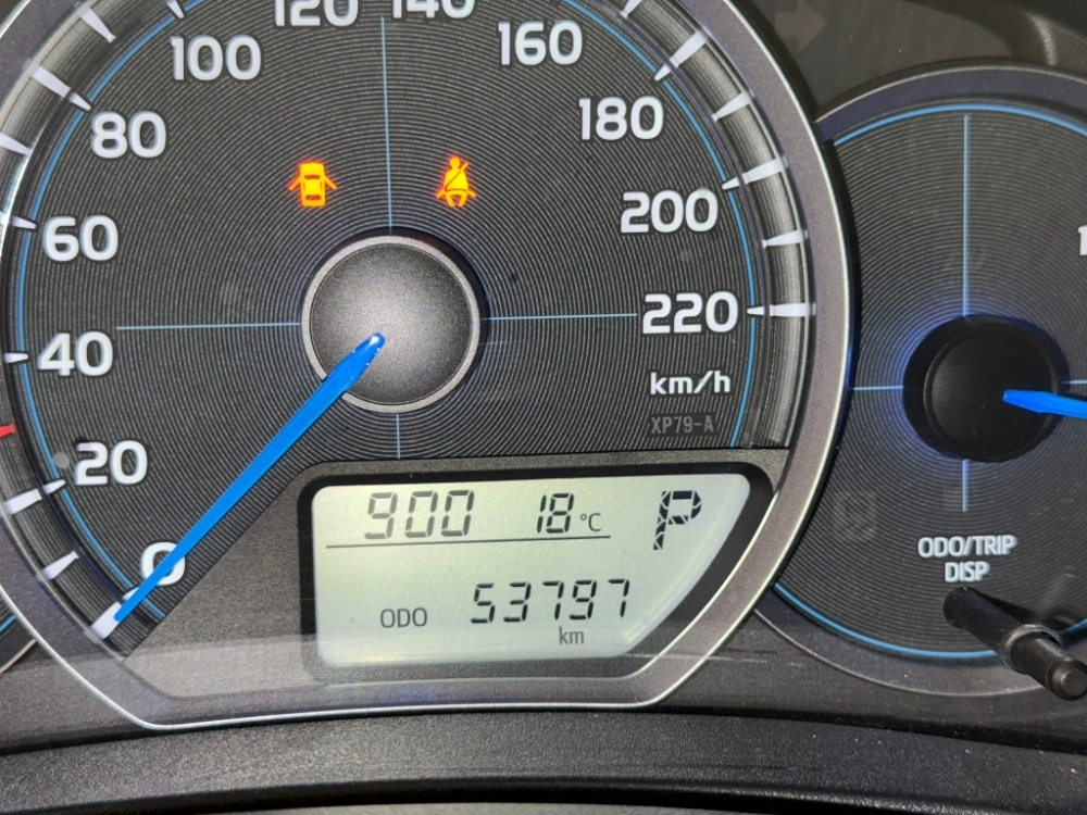 Toyota Yaris Active Hybrid foto 22