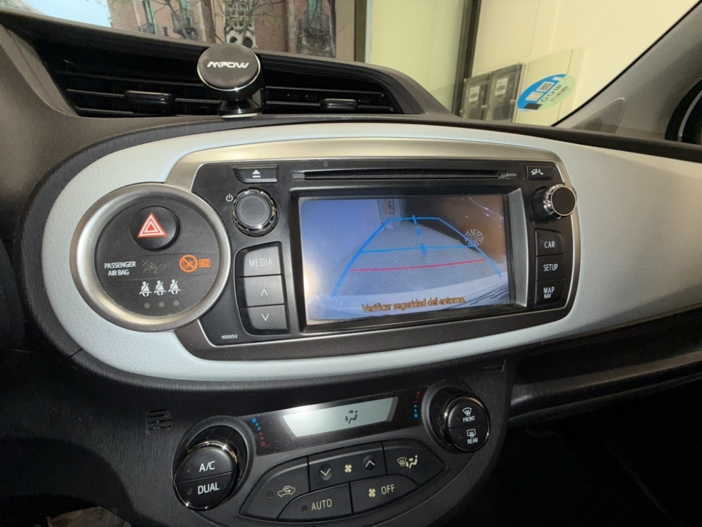 Toyota Yaris Active Hybrid foto 27