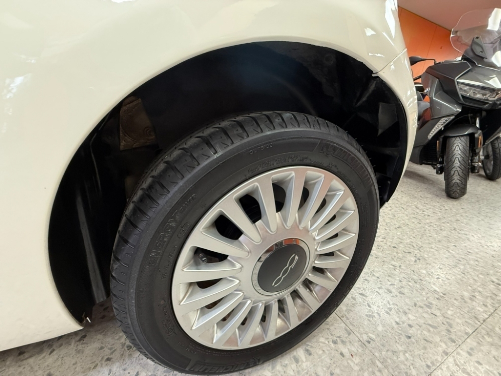 Fiat 500 Lounge foto 8