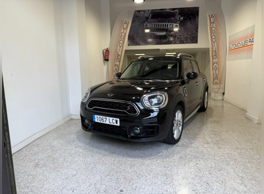 MINI - COUNTRYMAN