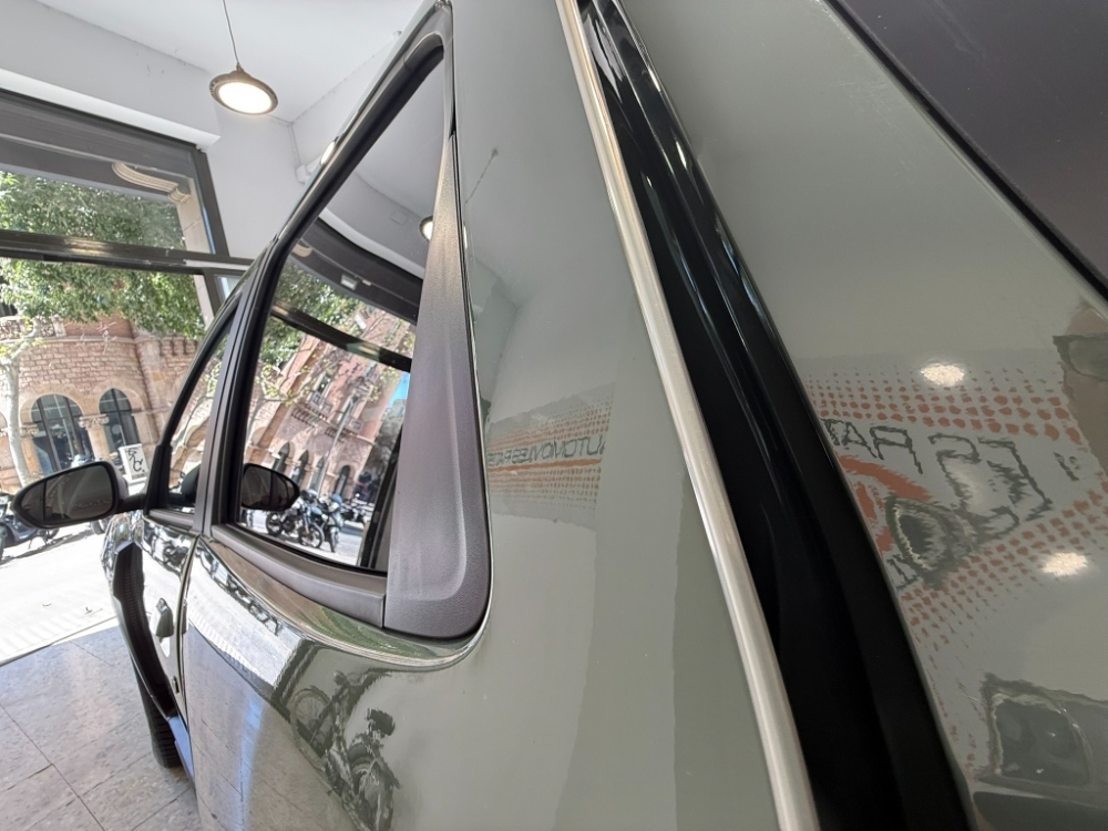 Dacia Duster Journey Go foto 13