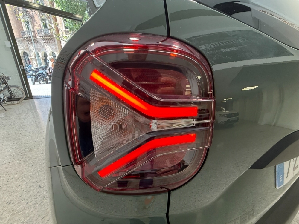 Dacia Duster Journey Go foto 14