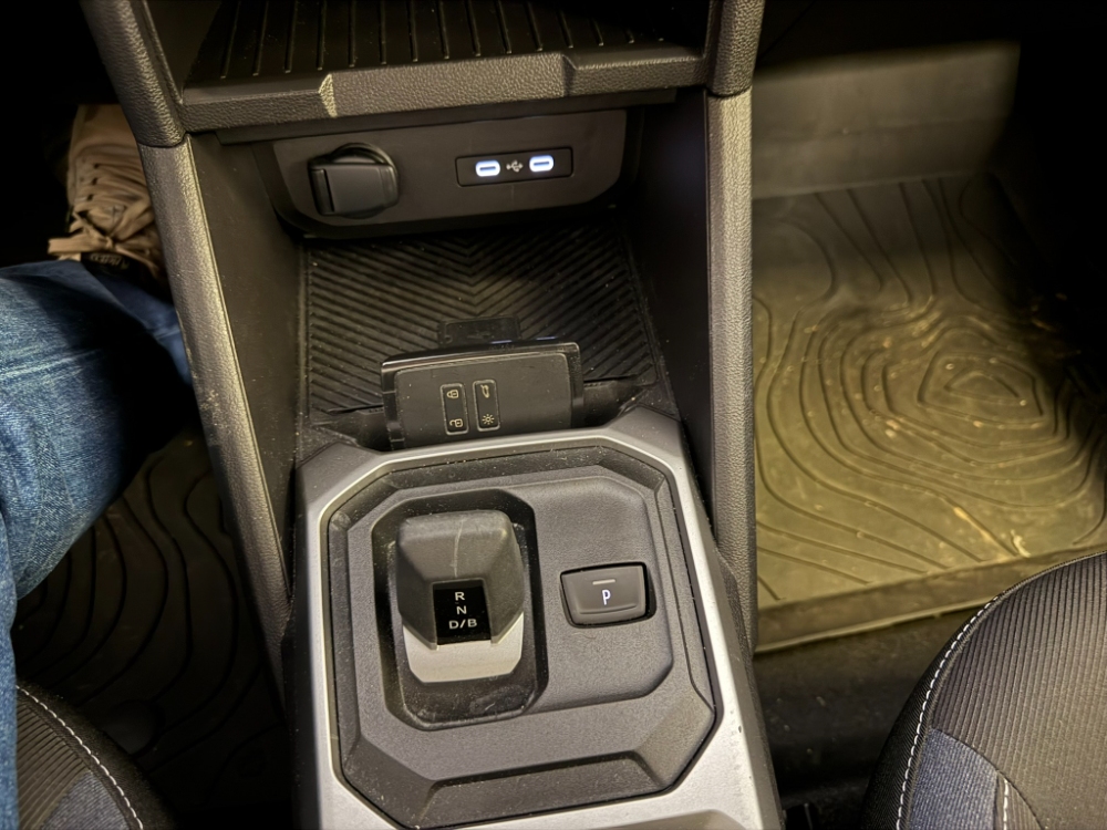 Dacia Duster Hybrid 140 Journey foto 24