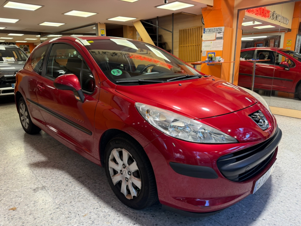Peugeot 207 Confort foto miniatura