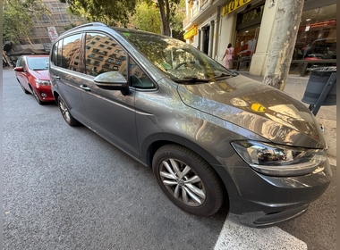 Volkswagen - Touran