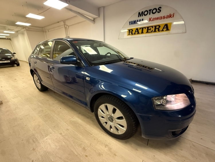 Audi A3 Sportback 1.6 FSI Attraction foto miniatura